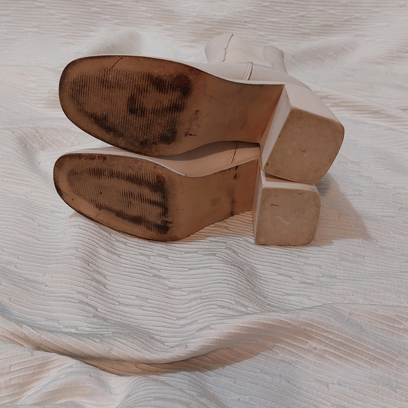 Steve Madden Light Beige Heeled Boots - Picture 7 of 8